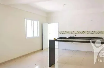 Casa com 03 dormitórios sendo 01 suíte e 05 vagas de garagem - jardim stella, santo andré.