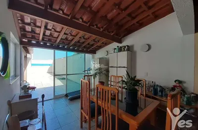 Cobertura sem condomínio, 03 dormitórios sendo 01 suite e 02 vagas de garagem no campestre, santo andré.