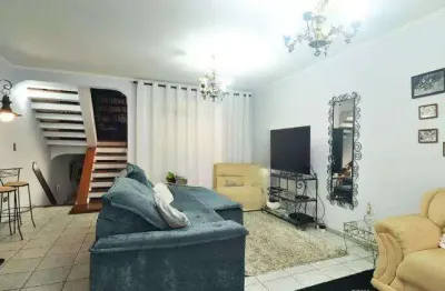 Sobrado amplo com 03 vagas localizado em utinga /  santo andré.