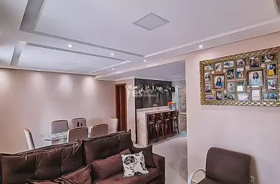 Sobrado de 131m², com planejados, 03 dormitórios sendo 01 suíte e 03 vagas de garagem – parque novo oratório, santo andré.