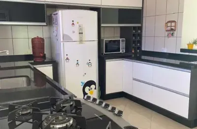 Sobrado maravilhoso com 125m2 de terreno localizado parque joão ramalho em santo andré distribuídos em;