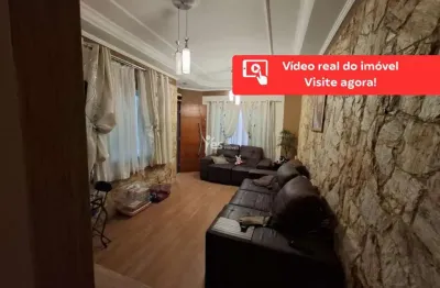 Sobrado com 3 quartos 3 vagas  com 203m2 de área construída localizado no parque são vicente mauá distribuídos em ;