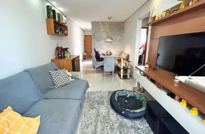 Apartamento em condomínio com 02 dormitórios, sacada gourmet, 01 vaga e lazer. localizado no campestre em santo andré.
