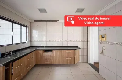 Sobrado à venda em santo andré, campestre - churrasqueira e living 2 ambientes