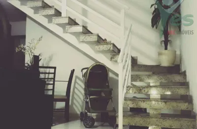 Sobrado com 02 quartos, sendo 02 suítes, 03 vagas de garagem, parque joão ramalho, santo andré - sp.