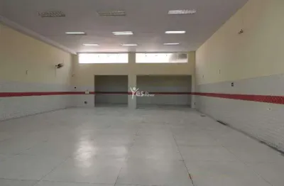 Galpão a venda com 601,08m² de área construído, refeitoria, 4 banheiros, 4 vagas de garagem  e churrasqueira no jardim stella  - santo andré - sp