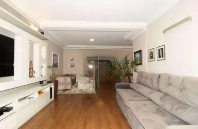 Sobrado alto padrão com 07 vagas de garagem, designer moderno localizado na vila assunção, um dos melhores bairros de santo andré.