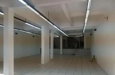 Salão comercial para alugar com , 780 m² sendo 3 banheiros no  centro - santo andré/sp