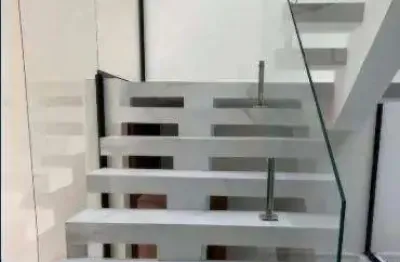 Sobrado 220m² 3 dormitórios suítes, 4 vagas - bairro cerâmica/scs