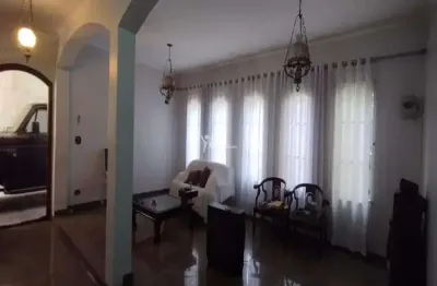 Sobrado comercial para locação com 276m² de área construída, sendo 4 dormitórios, 2 suítes, 5 banheiros e 3 vagas - bairro campestre - santo andré - sp