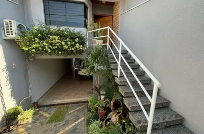 Sobrado à venda com 239m², 4 dorms, sendo 1 suíte, 4 vagas de garagem e área gourmet! - vila floresta em santo andré