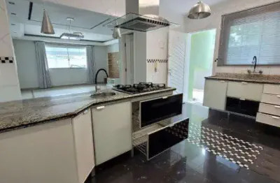 Casa com 4 quartos à venda na Rua Coroados, 177, Vila Pires, Santo André