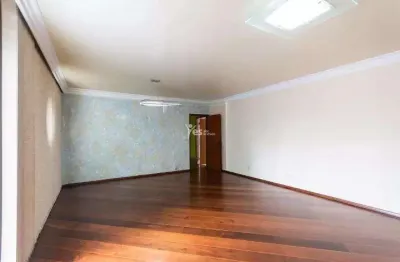 Apartamento semi mobiliado a venda com 142m² de área útil, sendo 3 dormitórios, 1 suíte, 3 banheiros e 2 vagas de garageh