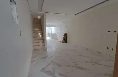 Excelente sobrado em santo andré, jardim utinga  3 dormitórios com área gourmet - novo e pronto para morar!