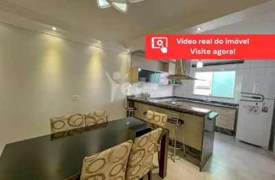 Sobrado com 03 dormitórios e planejados, 03 vagas. vila assunção, santo andré.