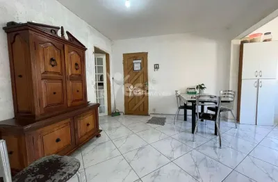 Sobrado amplo, 04 dormitórios sendo 01 suíte, 05 vagas, bem arejado, vila progresso, santo andré.