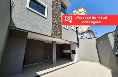 Sobrado 2 quartos 3 banheiros 3 vagas localizado na vila alzira em santo andré distribuídos