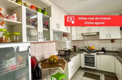 Apartamento sem condomínio, 75m², 03 dormitórios sendo 01 suíte, 02 vagas, santa teresinha.
