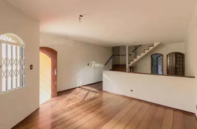 Sobrado  semi mobiliado para locação em santo andré, parque jaçatuba - 175m² de área construída