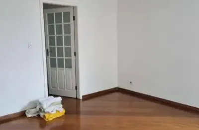 Apartamento para locação na vila guiomar com 3 dormitórios sendo uma suíte e 102m²