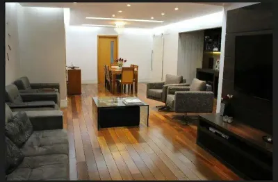 Apartamento para locação com 175m² de área útil, com 3 suítes, sala com varanga gourmet envidraçada, área de serviço, 4 banheiro s e 4 vagas de garagem em santo andré - sp