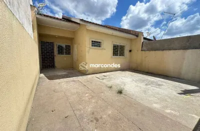 Casa com 2 quartos para alugar na Paranapanema, 1097, Iguaçu, Fazenda Rio Grande por R$ 1.730