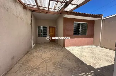 Casa em condomínio fechado com 2 quartos para alugar na Rua Juruviara, 767, Gralha Azul, Fazenda Rio Grande por R$ 1.950