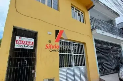 Casa com 2 quartos para alugar no Jardim Fanganiello, São Paulo 