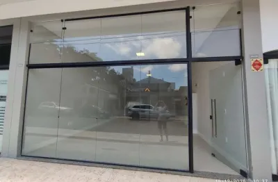 Sala comercial para alugar na Rua Portugal, 191, Nações, Balneário Camboriú por R$ 3.500