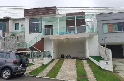 Casa linear com 3 quartos, 1 suíte e 3 vagas - condomínio nova gramado