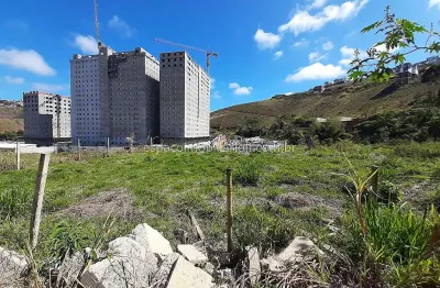 Terreno com topografia plana, medindo 528m² à venda no bairro aeroporto, juiz de fora - mg