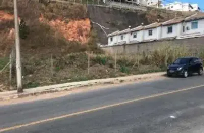 Terreno medindo 825m², à venda no bairro são pedro, juiz de fora - mg