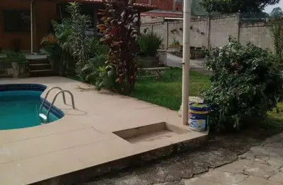 Granja com 900m² de área total, à venda em igrejinha - mg