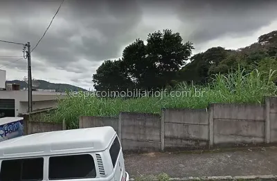 Terreno medindo 481m², à venda no bairro costa carvalho, juiz de fora - mg
