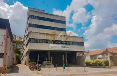 Prédio com 8.184m² e 5 pavimentos, à venda próximo a avenida brasil, ladeira, juiz de fora - mg