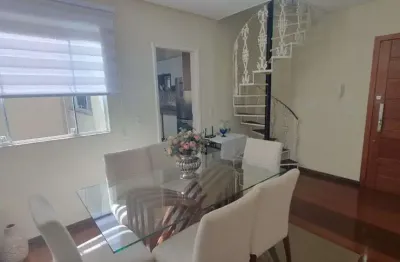Cobertura reformada, com 3 quartos (2 suítes) e 1 vaga de garagem, à venda no bairro santa helena, juiz de fora - mg