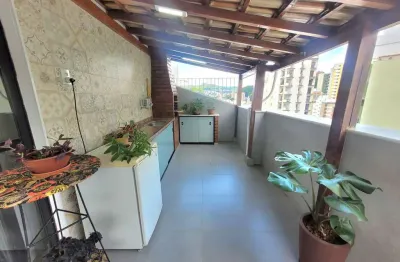 Cobertura reformada à venda, 4 quartos (2 suítes) e 1 vaga - bairro centro, juiz de fora - mg