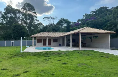 Granja com 2 quartos, 2000m², piscina e área gourmet, à venda no terras do comendador, juiz de fora - mg