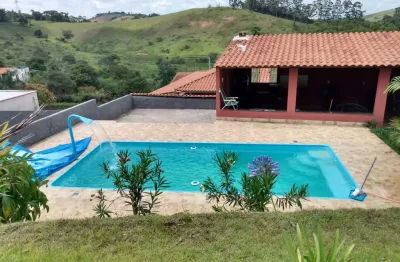 Excelente granja à venda no condomínio recanto do sol, 3 quartos, churrasqueira, piscina - juiz de fora - mg