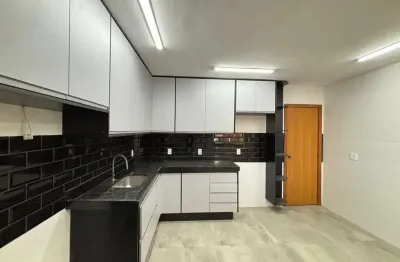 Apartamento com 3 dormitórios todo reformado bairro bom pastor juiz de fora