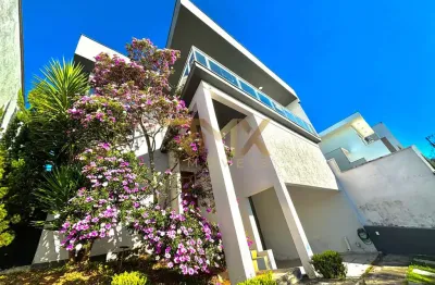 Linda casa duplex a venda no condomínio nova gramado - 280 m² - 4 quartos- 2 vagas cobertas