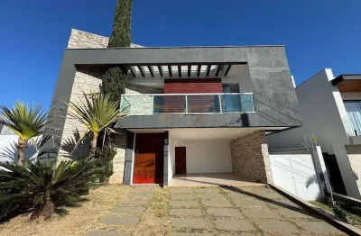 Casa à venda, 4 quartos (3 suítes), lazer privativo, piscina, sauna, espaço gourmet - bairro estrela sul - juiz de fora, mg