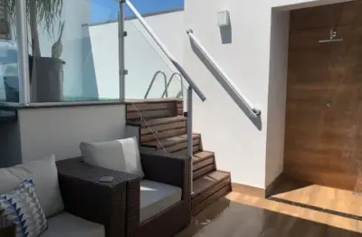 Cobertura duplex, 185 m² de área privativa, a 800 m do Taubaté Shopping.