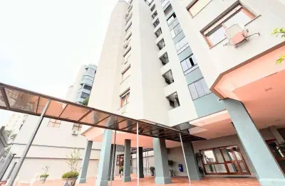 Apartamento a venda de dois dormitorios com suite, sacada com churrasqueira, no bairro cristo redentor.