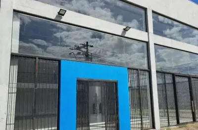 Aluga loja com 310 metros quadrados de área privativa no bairro Navegantes/São Geraldo, em Porto Alegre