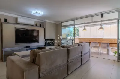 Apartamento a venda - alto padrão-champagnat em curitiba-pr de 4 quartos sendo 2 suítes, + 1 escritório, 2 vagas, 250 m2 privativos, face norte.