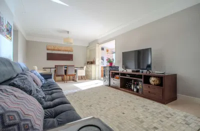 Apartamento padrão-raridade no coração do batel: 113m² privativos, 3 vagas e muito espaço para viver bem
