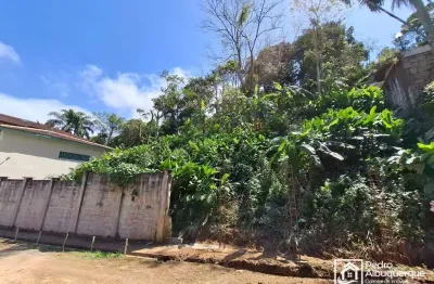 Terreno a venda na praia da enseada com vista para o mar. terreno a venda na praia da enseada, ubatuba-sp.