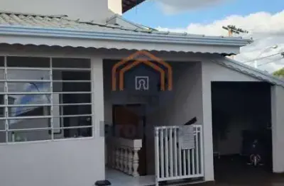 Casa com 3 quartos à venda na Rua Padre Arnaldo dos Santos, Vila Galvão, Jundiaí