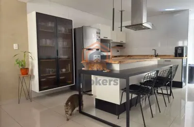 Casa com 3 quartos à venda na Avenida Rodrigues Alves, Jardim Danúbio, Jundiaí
